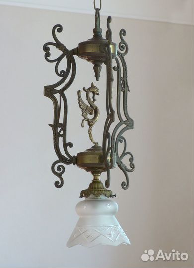 Старинная люстра с драконом. Италия
