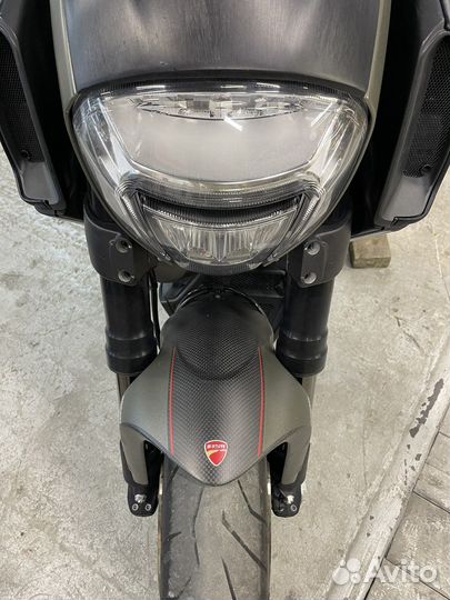Ducati diavel carbon 2015
