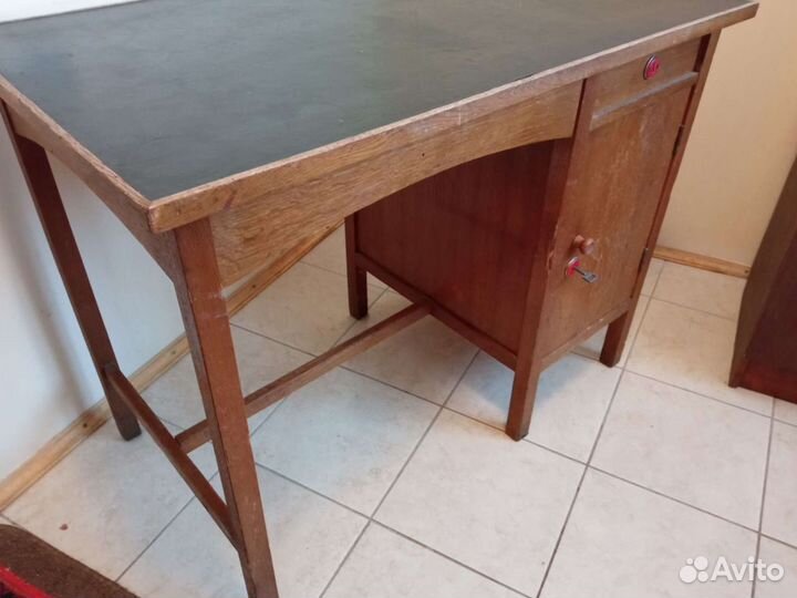 Стол старинный дубовый