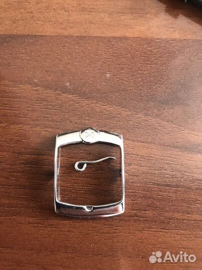 Два комплекта ремешка ника