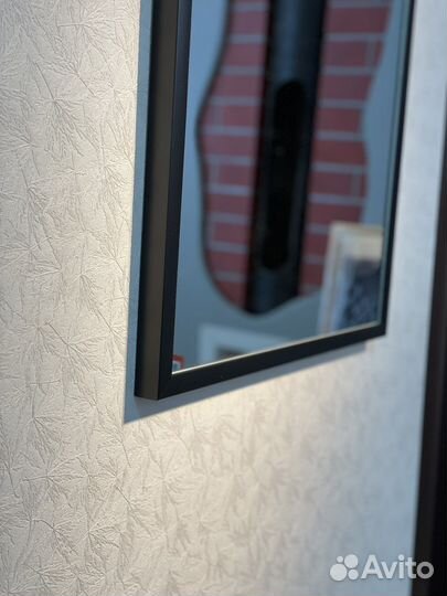 Зеркало настенное