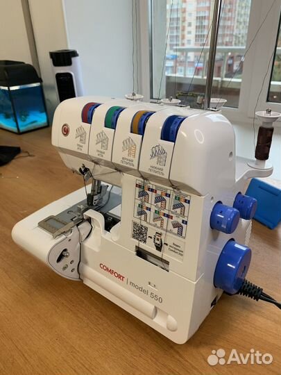 Швейная машинка оверлок comfort 550