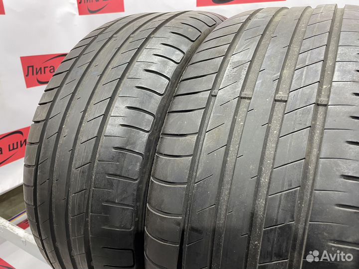 Goodyear EfficientGrip 235/40 R18