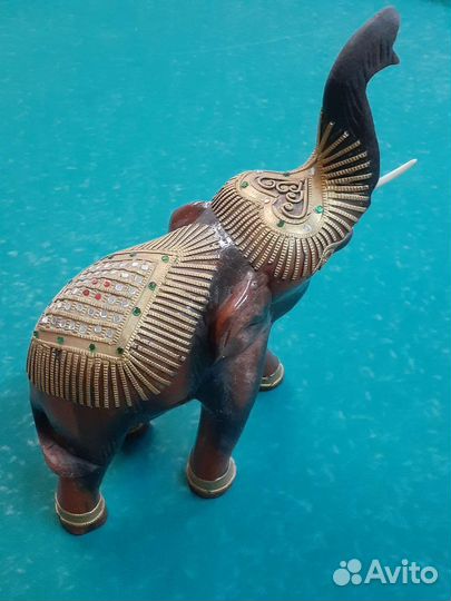 Статуэтка слон