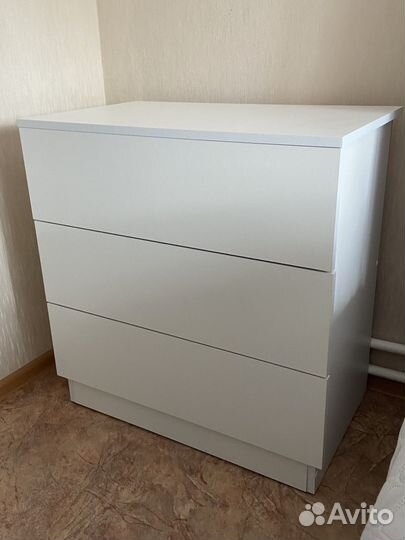 Комод белый