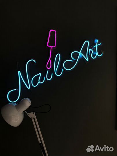 Неоновая вывеска в Новосибирске