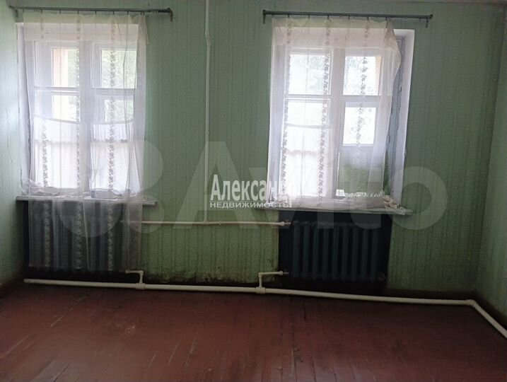 2-к. квартира, 57 м², 1/2 эт.