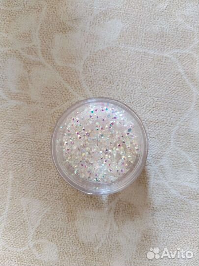 Стразы для ногтей