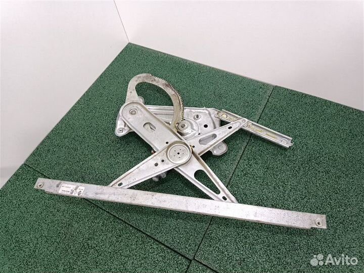 Электростеклоподъемник передний правый Renault