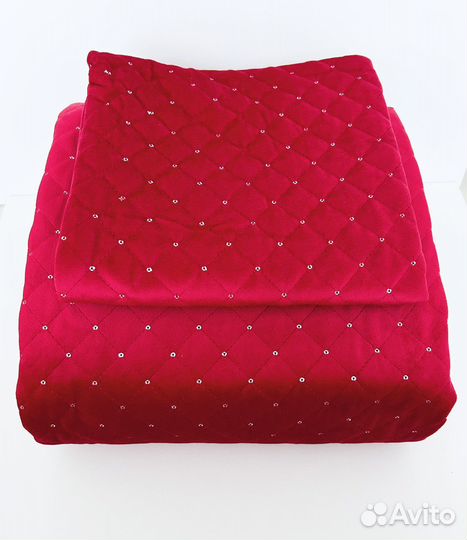 Набор покрывало + наволочка из велюра с пайетками