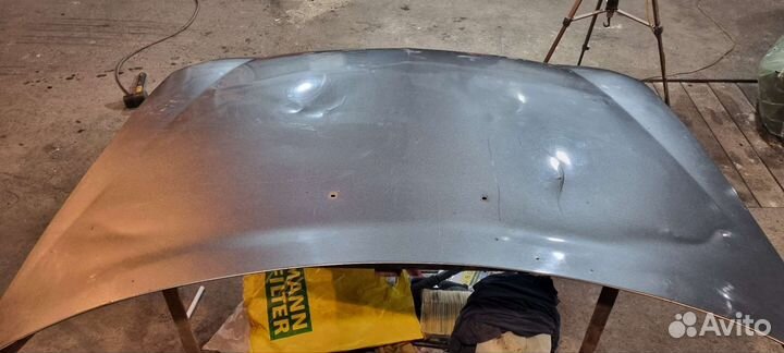 Капот LADA priora бу под ремонт