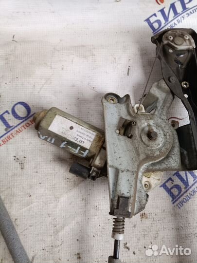 Перед. правый мотор стеклоподъемника Ford Focus 1