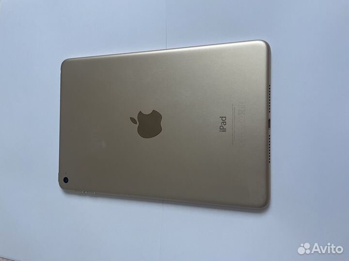 iPad mini 4