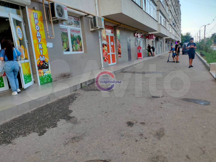 Свободного назначения на первой линии, 80 кв.м