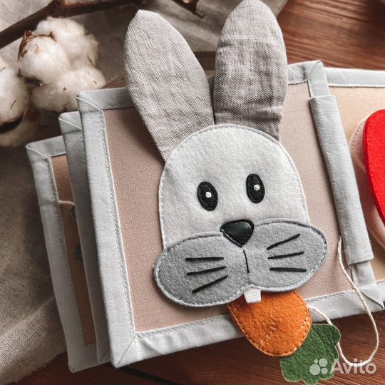 Развивающая книга для малышей