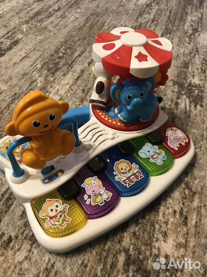 Детское пианино с каруселькой