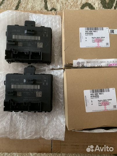 Блок управления дверью Vw touareg 2019 оригинал