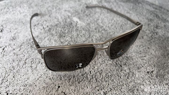 Солнцезащитные Oakley Holbrook Ti Chrome Black