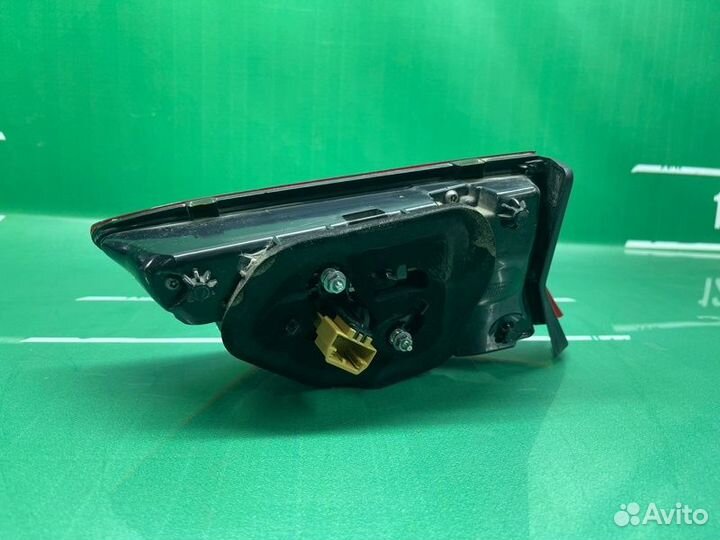 Фонарь задний левый Volkswagen Tiguan