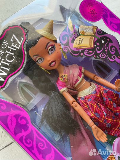 Кукла Bratzillaz Illiana Honesty