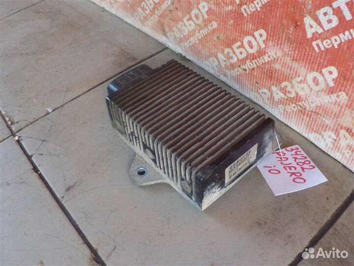 Блок управления впрыском Mitsubishi Pajero Io 4G93