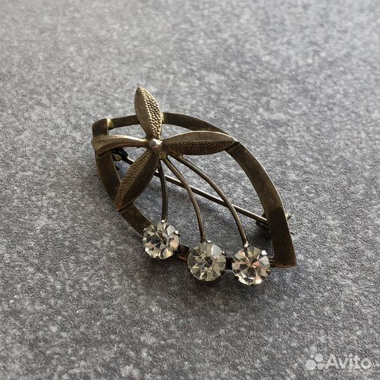 Серебряная брошь Уральские самоцветы 875пр