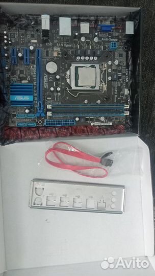 Материнская плата с процессором