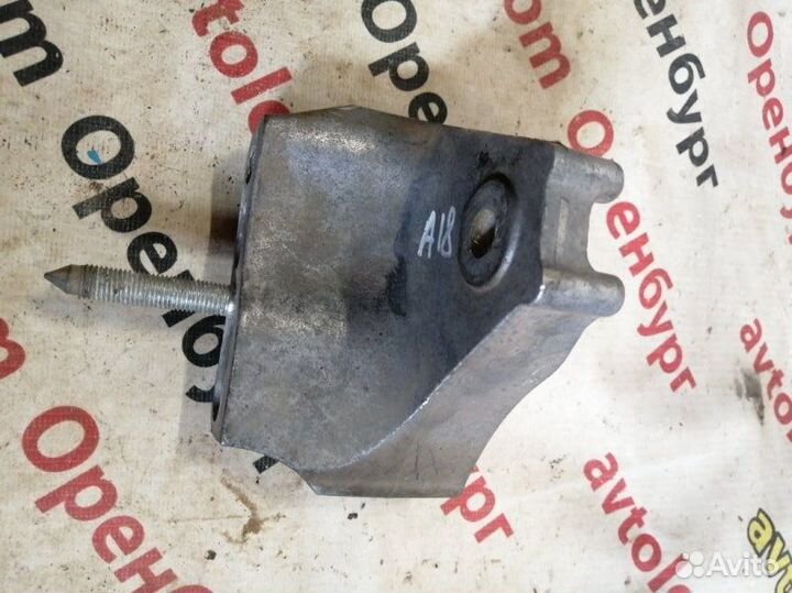 Кронштейн опоры двс Toyota Avensis T250