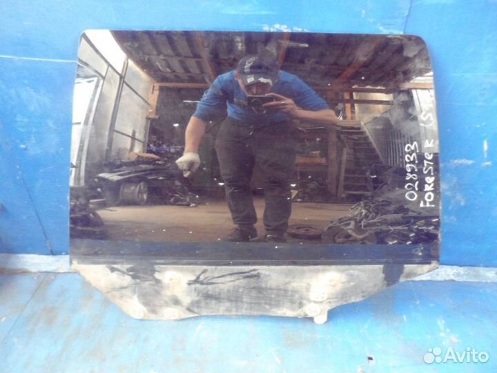 Стекло двери задней левой subaru Forester (S11)