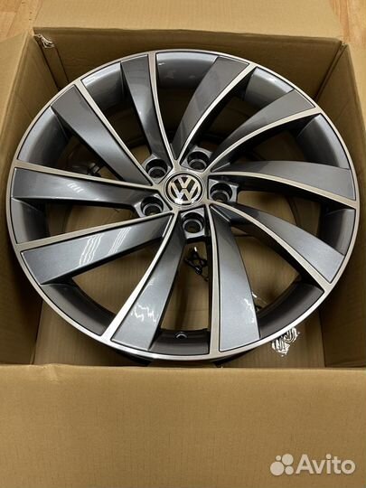 Диски Volkswagen R18