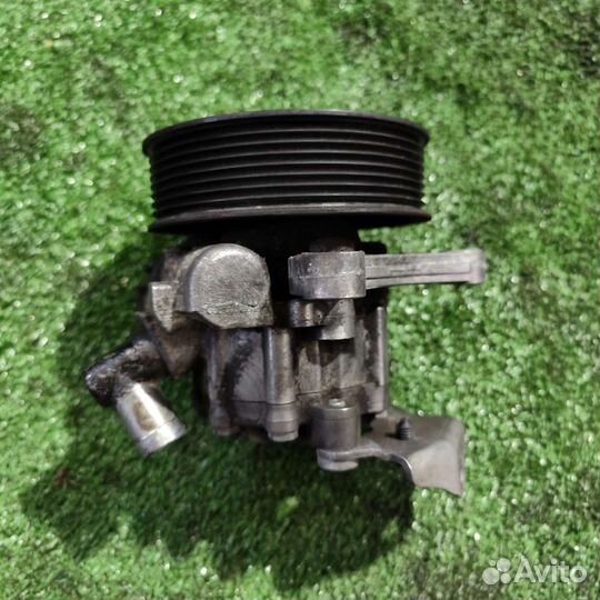 Насос гур Mercedes s-class w221 3.0CDI om642