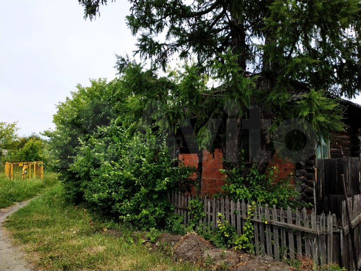 Дом 37,5 м² на участке 14 сот.