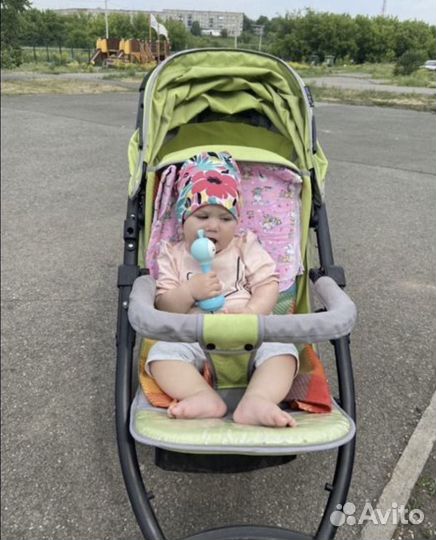 Прогулочная коляска