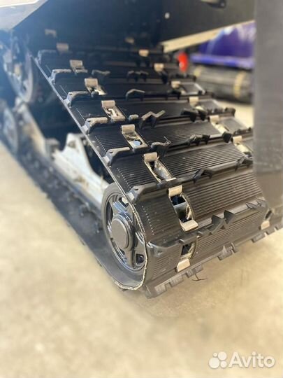 Снегоход Sharmax (Шармакс) SN-420