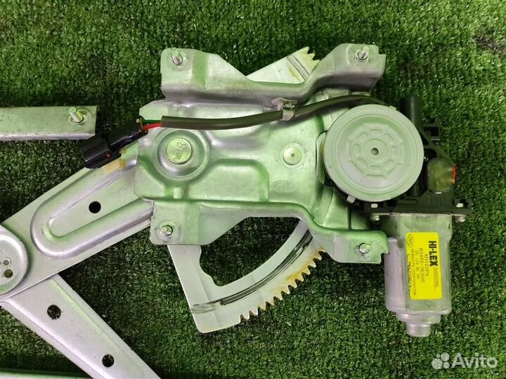 Стеклоподъемник задний правый KIA Sorento 1 (BL