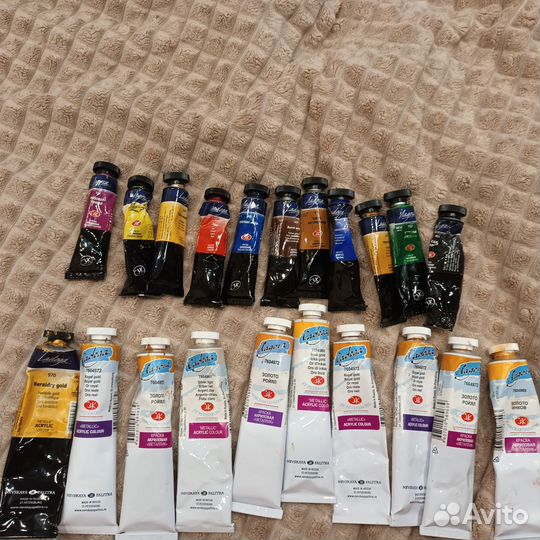 Акриловые краски художественные