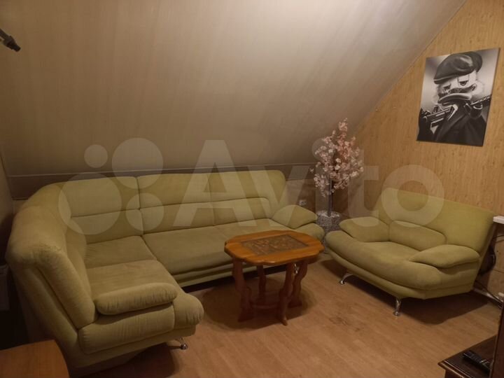 Здание, 317.6 м²
