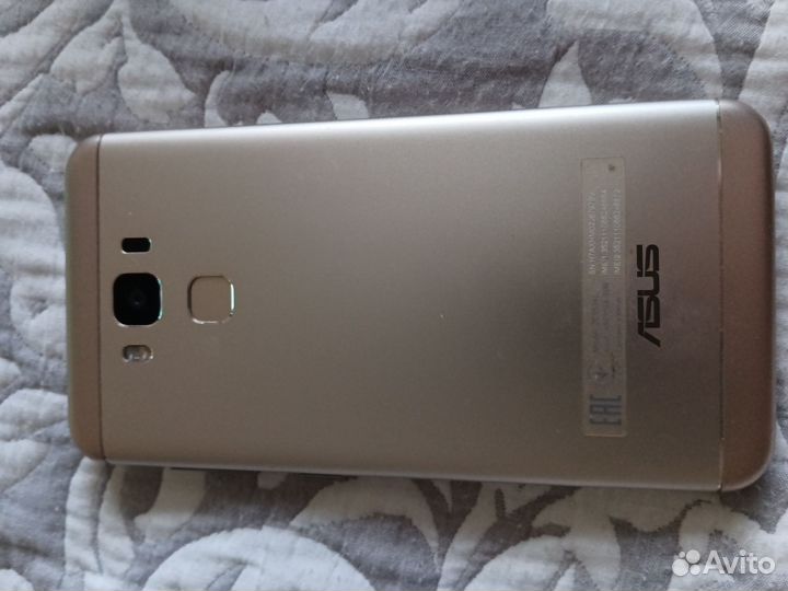 Телефон asus zenfone
