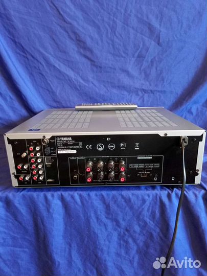 Av ресивер Yamaha R-S500