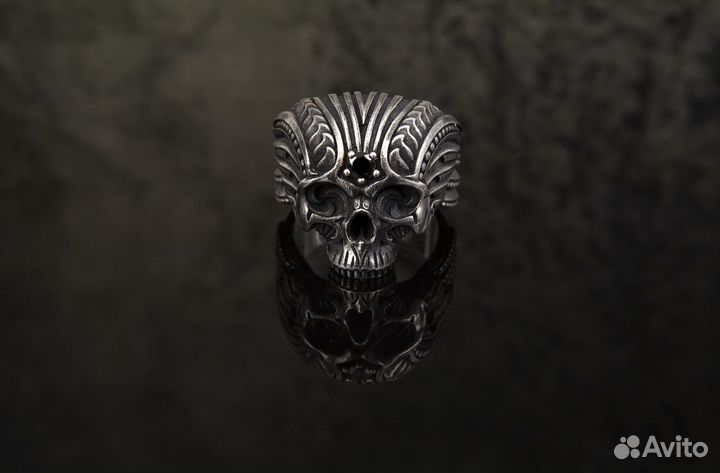 Кольцо мужское череп серебряное большая печатка