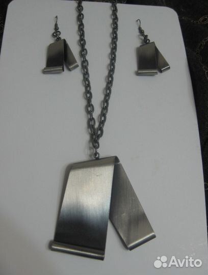 Колье и серьги
