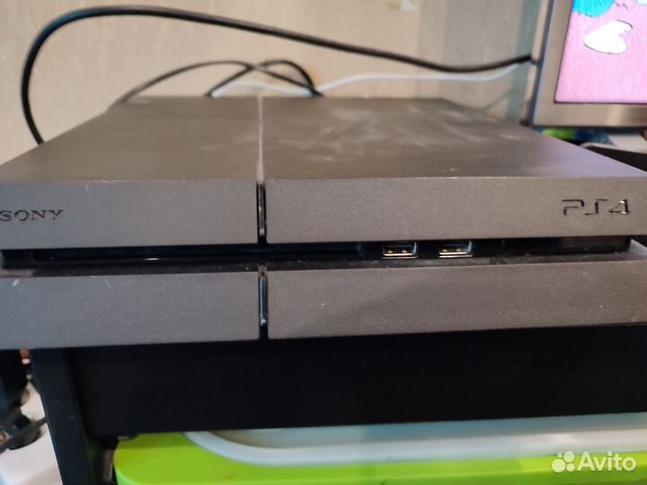 Sony playstation 4 slim