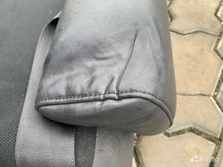 Подголовник зад. Toyota Fj cruiser