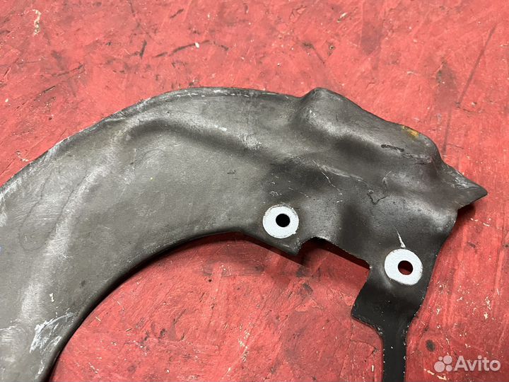 Кожух bmw e60 e63 пыльник бмв е60 е63