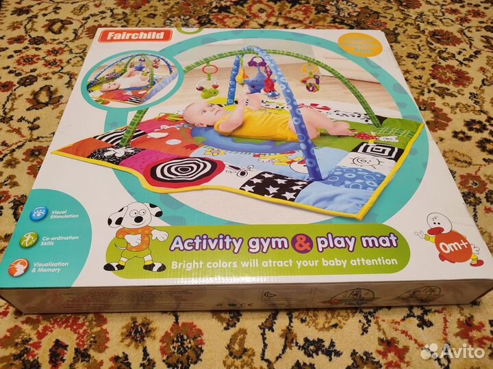 Развивающий коврик FairChild и игрушки