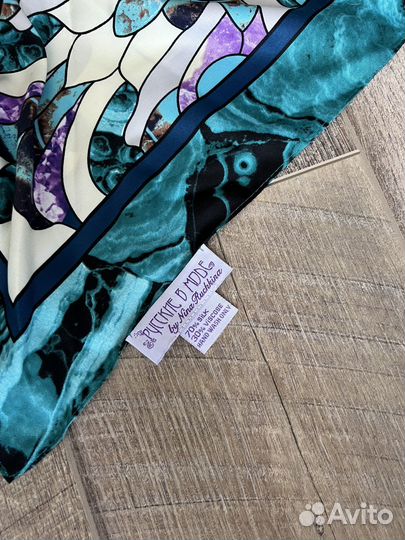 Дизайнерский платок