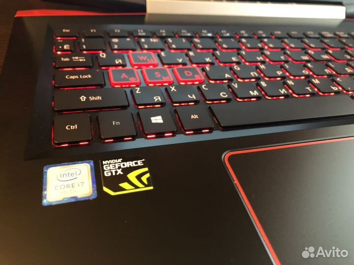 Топ Acer VX5-591G-75RM i7/16Gb/256 SSD/1050ti/IPS