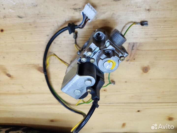 Газовый клапан Honeywell VK4105G