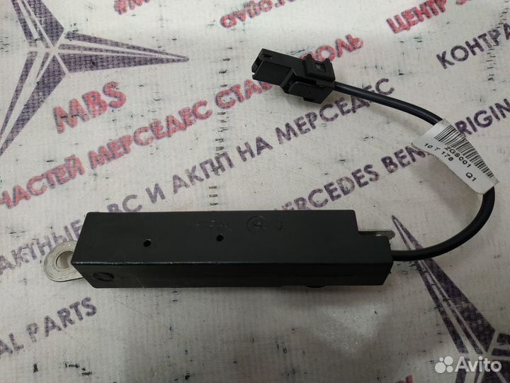 Усилитель антенны w212 Mercedes задний