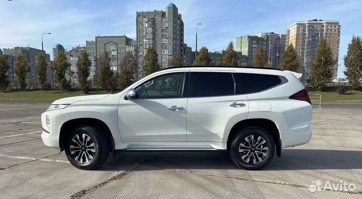 Mitsubishi Montero Sport 3.0 AT, 2022, 56 000 км